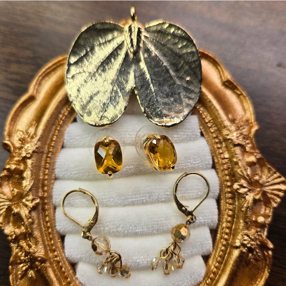 VTG Joan Rivers Studio Fairy Core Jewelry Lot Gold Tone Leaf Pendant Earrings